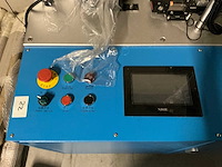 Diverse incomplete mondkapjes productie machines - afbeelding 6 van  20