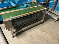 Diverse incomplete mondkapjes productie machines - afbeelding 9 van  20