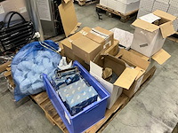 Diverse installatie materialen - afbeelding 1 van  5