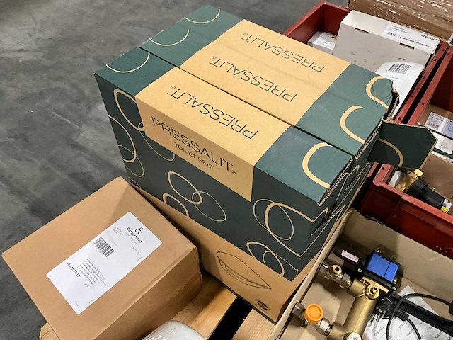 Diverse installatie materialen - afbeelding 2 van  8