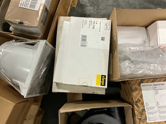 Diverse installatie materialen - afbeelding 7 van  9