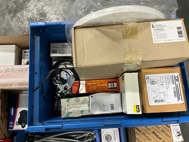 Diverse installatie materialen - afbeelding 9 van  9