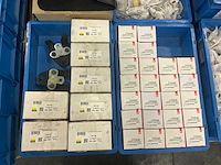 Diverse installatie materialen - afbeelding 3 van  20