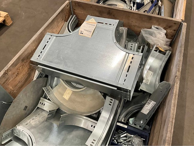 Diverse installatie materialen - afbeelding 8 van  13