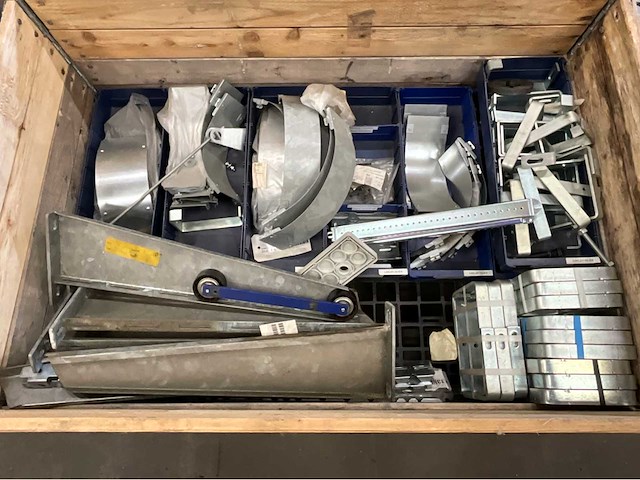 Diverse installatie materialen - afbeelding 9 van  13