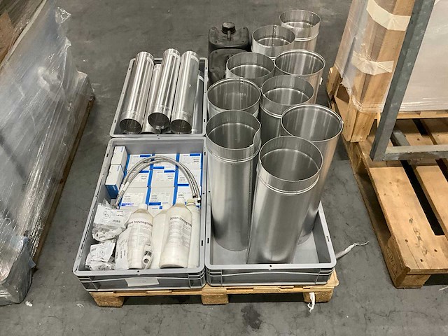 Diverse installatiematerialen - afbeelding 1 van  5