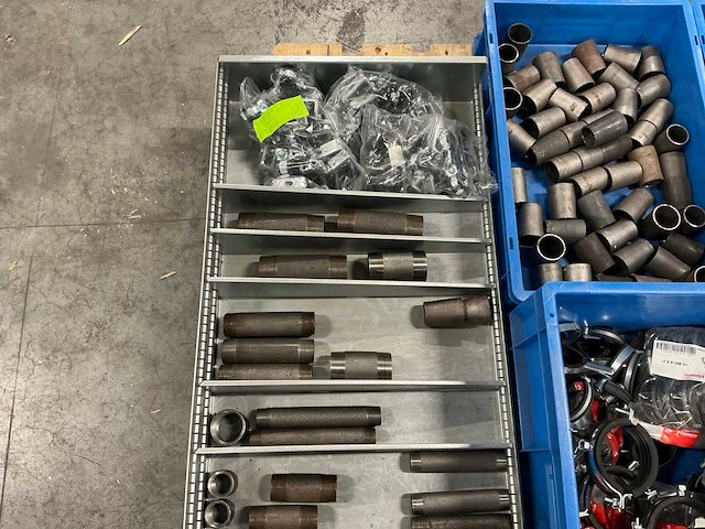 Diverse installatiematerialen - afbeelding 8 van  10