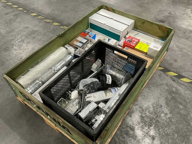 Diverse installatiematerialen - afbeelding 2 van  9