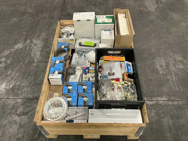 Diverse installatiematerialen - afbeelding 2 van  9
