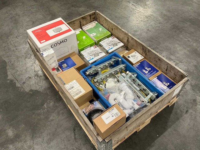Diverse installatiematerialen - afbeelding 3 van  8