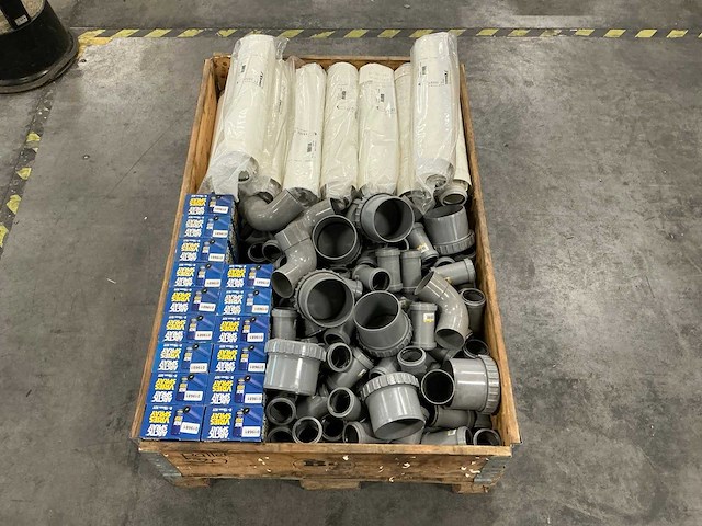 Diverse installatiematerialen - afbeelding 2 van  9