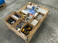 Diverse installatiematerialen - afbeelding 4 van  7