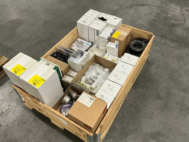 Diverse installatiematerialen - afbeelding 8 van  13
