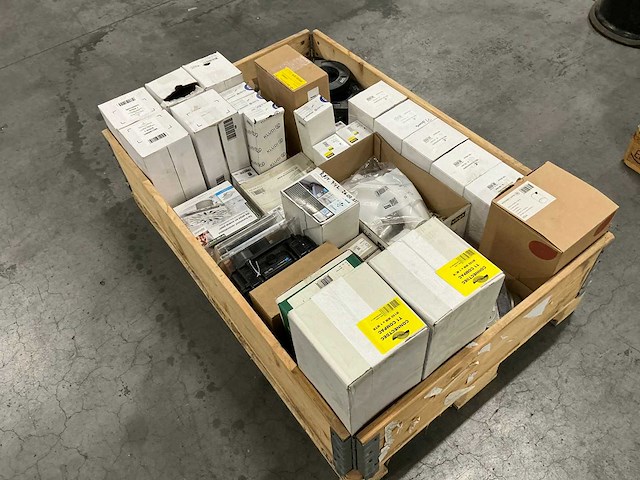 Diverse installatiematerialen - afbeelding 9 van  13