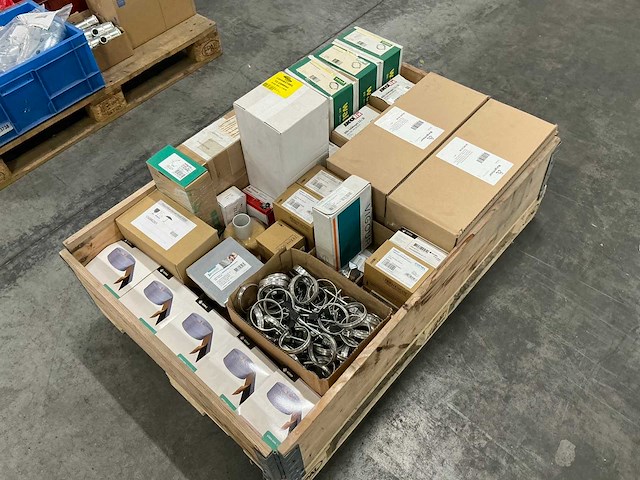 Diverse installatiematerialen - afbeelding 6 van  11