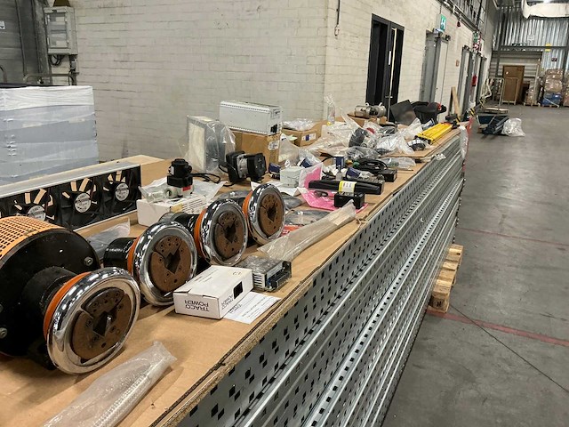 Diverse installatiematerialen - afbeelding 8 van  24