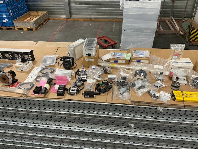 Diverse installatiematerialen - afbeelding 19 van  24
