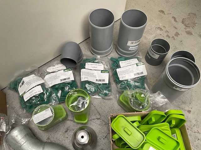 Diverse installatiematerialen - afbeelding 2 van  2