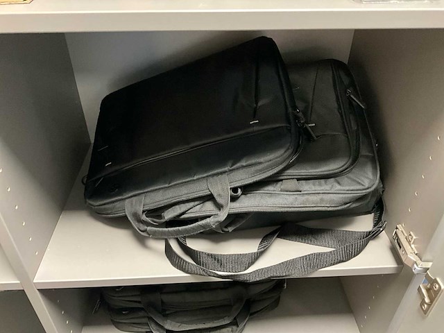 Diverse it-items - afbeelding 2 van  13