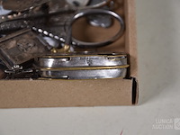 Diverse items - afbeelding 2 van  12