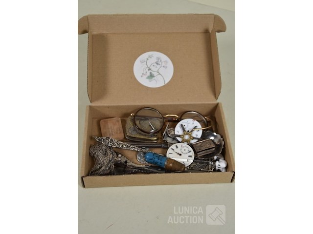 Diverse items - afbeelding 4 van  12