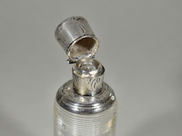 Diverse items - afbeelding 7 van  10