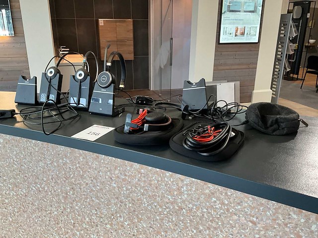 Diverse jabra headsets - afbeelding 1 van  4
