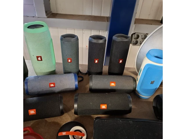 Diverse jbl boxen - afbeelding 7 van  12