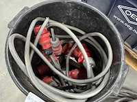Diverse kabel en krachtstroomstekkers - afbeelding 4 van  4