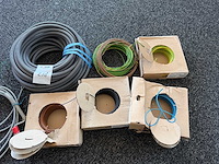 Diverse kabel - afbeelding 2 van  2