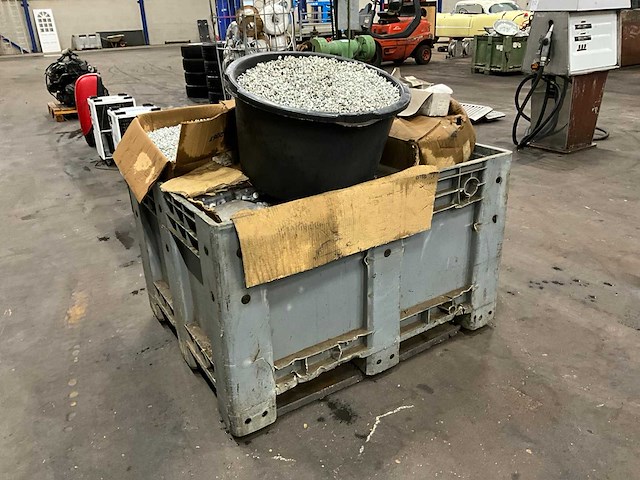 Diverse kabelbevestigingen - afbeelding 2 van  9