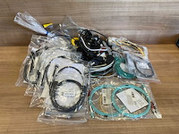 Diverse kabels & connectors - afbeelding 1 van  4