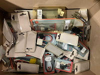 Diverse kabels en adapters - afbeelding 3 van  5