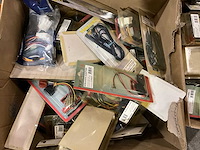 Diverse kabels en adapters - afbeelding 5 van  5