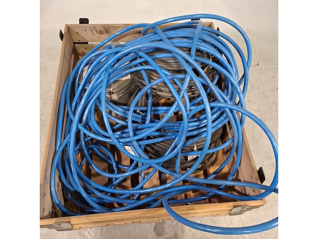 Diverse kabels, o.a. draka - afbeelding 2 van  7