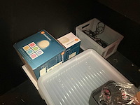 Diverse kabels, verlichting en it goederen - afbeelding 9 van  10