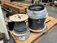 Diverse kabels - afbeelding 1 van  8