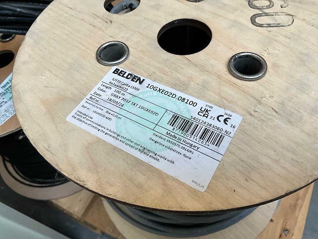 Diverse kabels - afbeelding 4 van  8