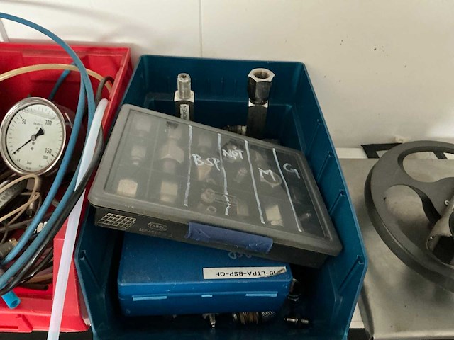 Diverse kalibratietoebehoren - afbeelding 2 van  8