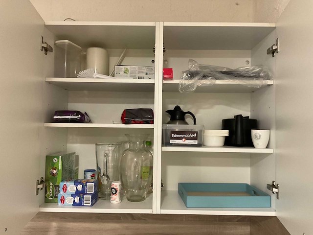 Diverse kantine-inventaris - afbeelding 6 van  12