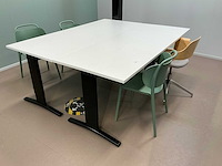 Diverse kantine inventaris - afbeelding 1 van  2