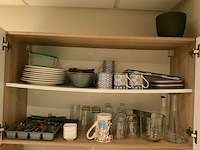 Diverse kantine-inventaris - afbeelding 2 van  13