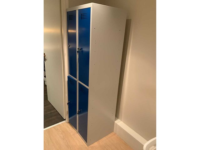 Diverse kantine-inventaris - afbeelding 7 van  13