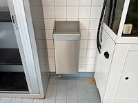 Diverse kantine-inventaris - afbeelding 11 van  11