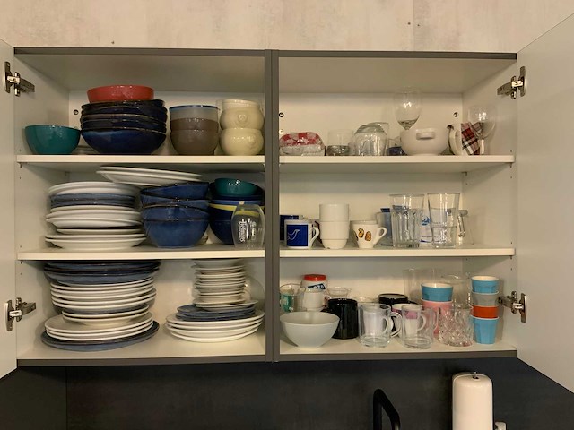 Diverse kantine-inventaris - afbeelding 11 van  11