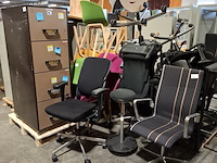 Diverse kantoor inventaris - afbeelding 12 van  13