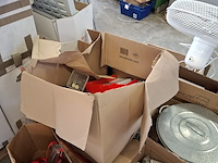 Diverse kantoorartikelen en gereedschap - afbeelding 6 van  24