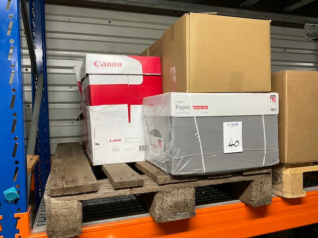 Diverse kantoorartikelen - afbeelding 1 van  4