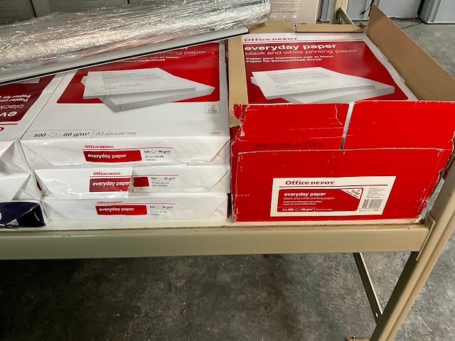 Diverse kantoorartikelen - afbeelding 4 van  17