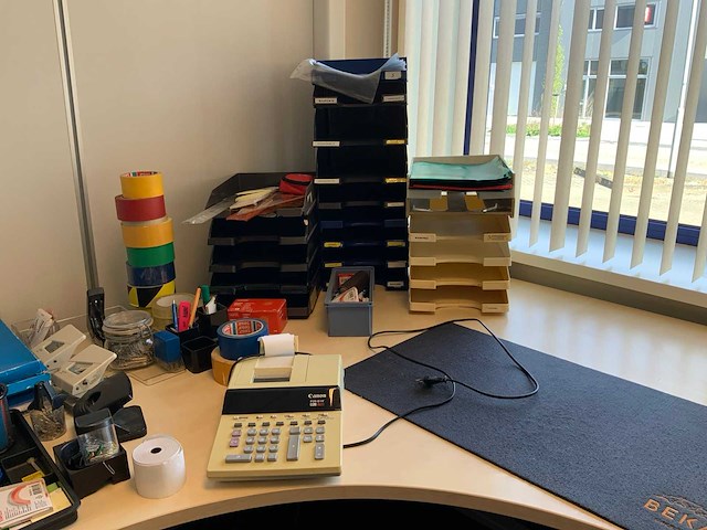 Diverse kantoorartikelen - afbeelding 6 van  8